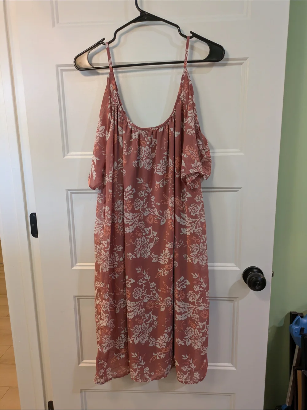 Women's Dusty Rose Floral Cold-Shoulder Dress - Picture 8 of 11